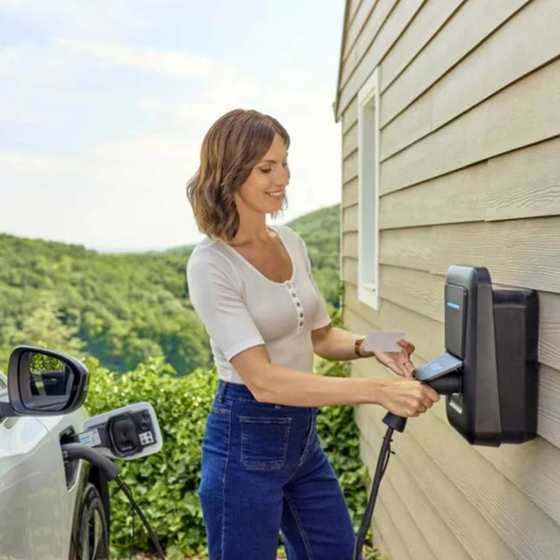 Borne de recharge Hager Witty one socket - Type 2S - 1,4 à 7kW