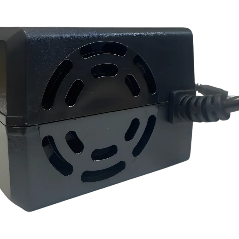 Chargeur 67.2V 3A pour vélos électriques 60V 5.5x2.1mm