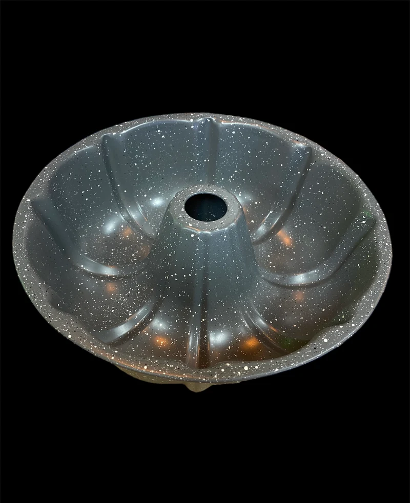 Moule à cake avec revêtement antiadhésif