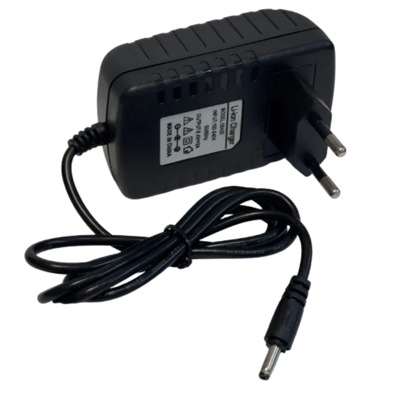 Chargeur 8.4V 2A pour batterie lithium-ion 2S Fiche 4.0 x 1.35mm