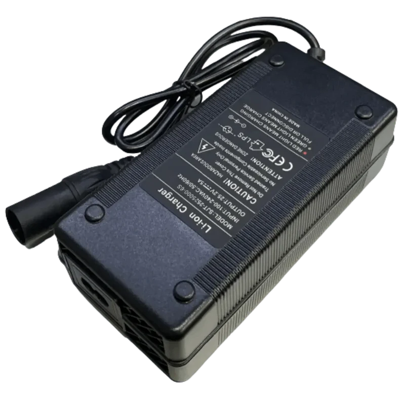 Chargeur Li-ion 25.2V 5A connecteur XLR pour Trottinette, Vélo électrique