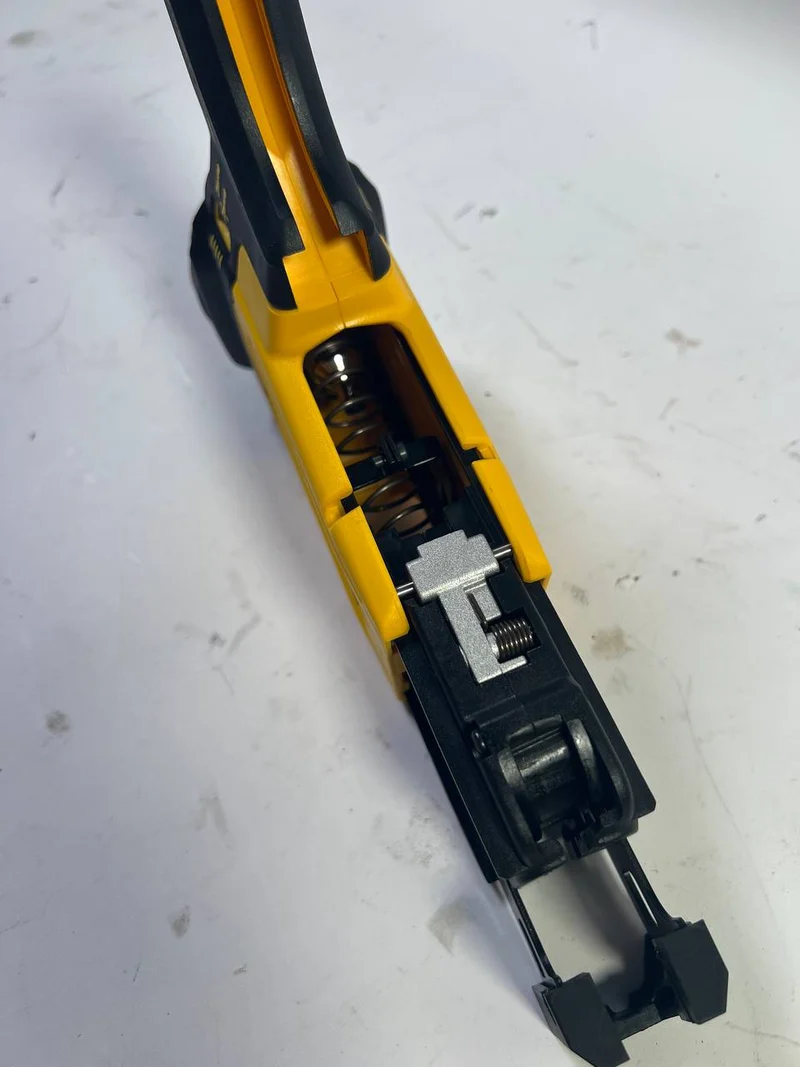 DeWalt DCF 6202 chargeur 25 - 57 mm pour visseuse rapide sans fil DCF 620
