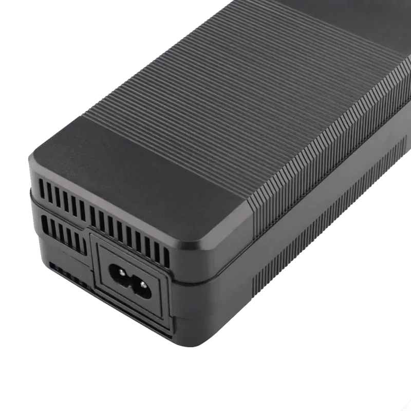 Chargeur de vélo électrique 58.8V 2A GX16 3 Points