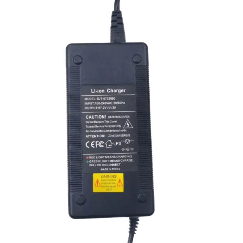 Chargeur 67.2v 2A Connecteur Gx16 3 Points