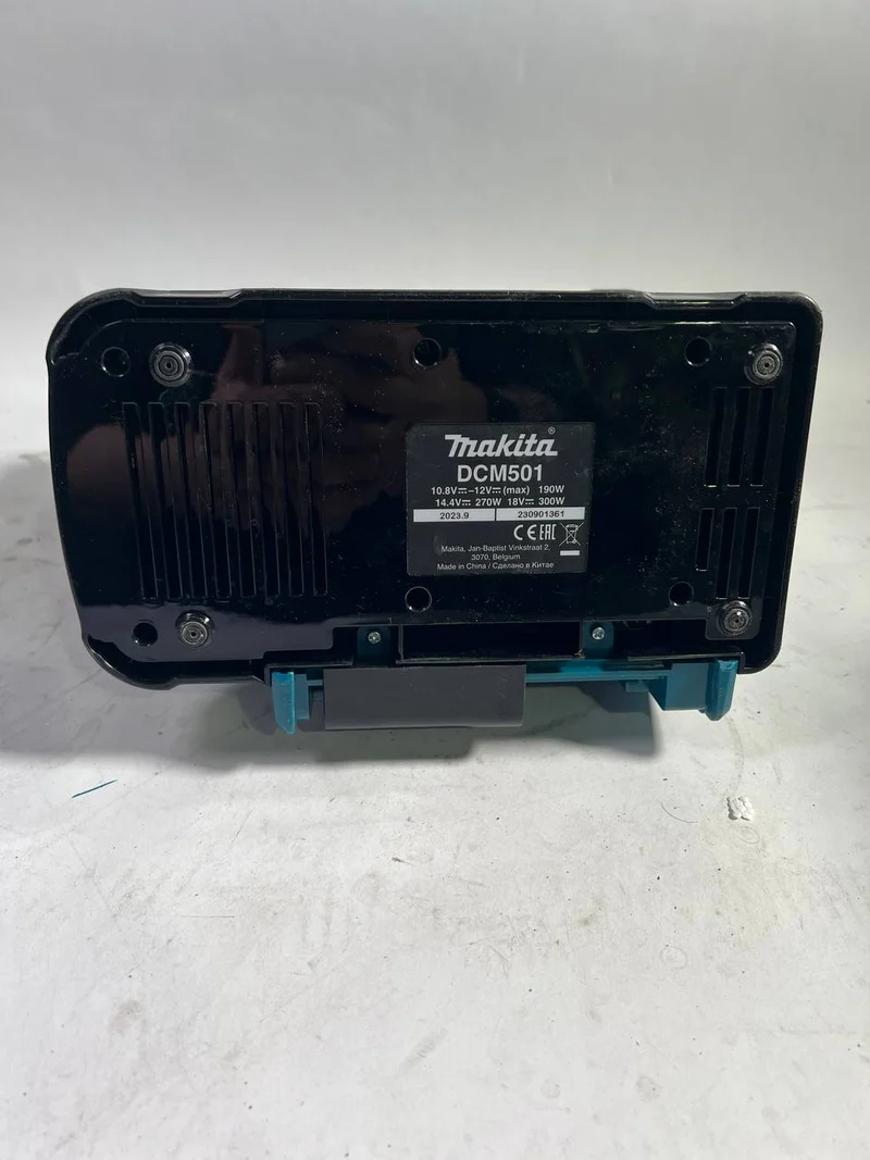 Makita DCM 501 Z Machine à café sans fil, portable - sans Accessoires, sans Batterie ni Chargeur