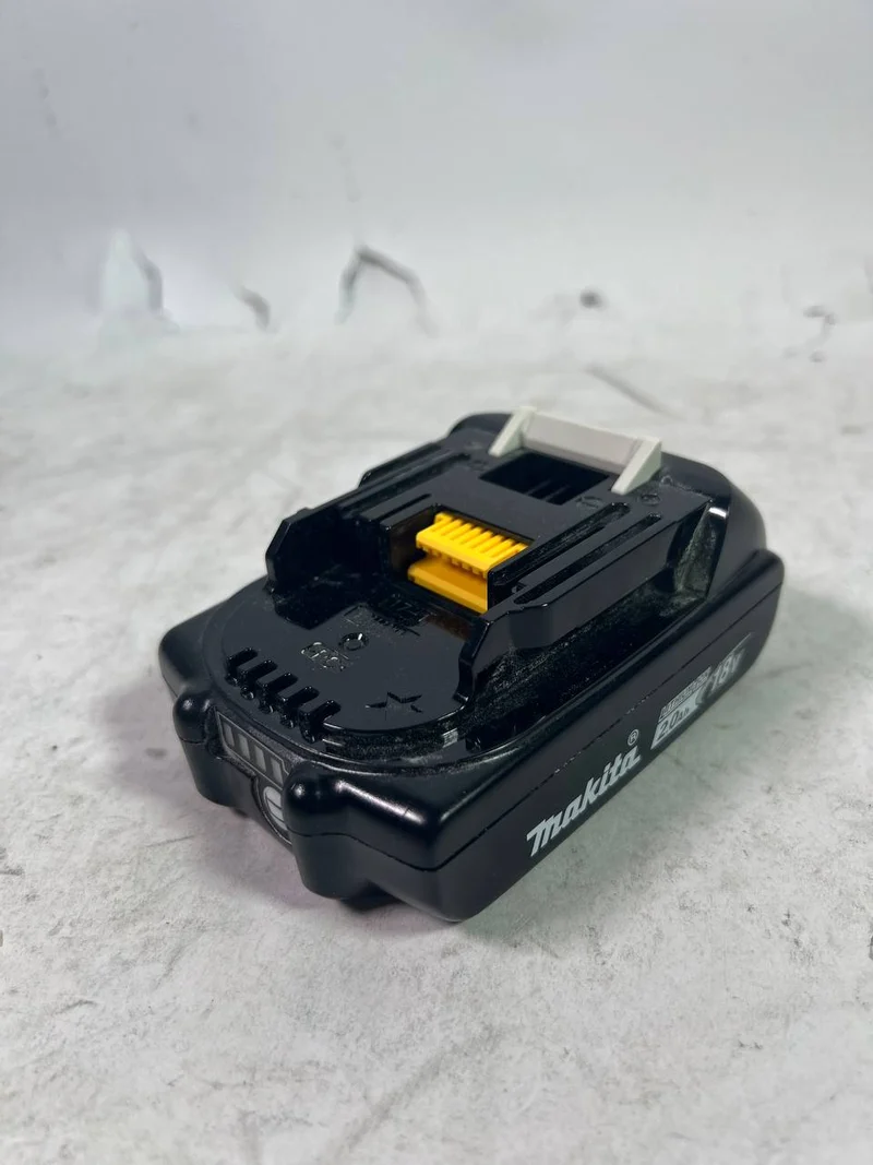Makita BL 1820 18 V Li-Ion Batterie de 2 Ah - 2000mAh ( 632B42-4 )