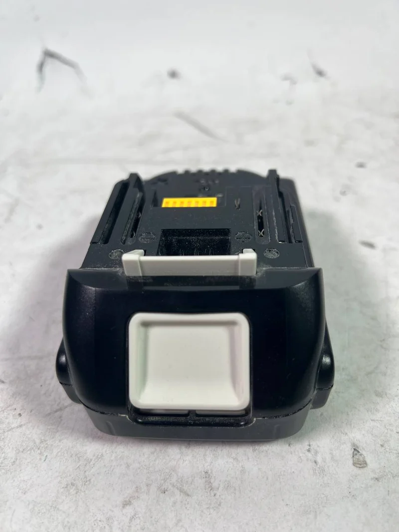 Makita BL 1820 18 V Li-Ion Batterie de 2 Ah - 2000mAh ( 632B42-4 )