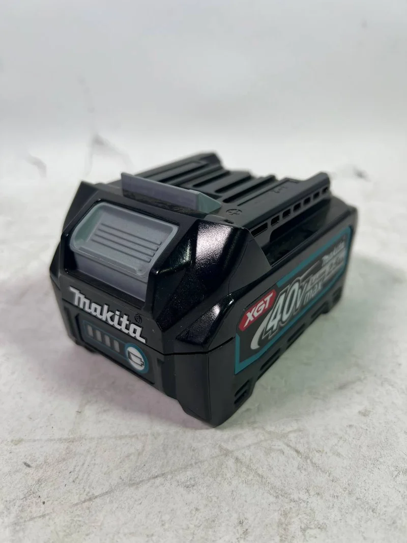 Makita BL 4025 Batterie 40 V, 2,5 Ah avec affichage LED - Indice de protection IP 64 (191B36-3)