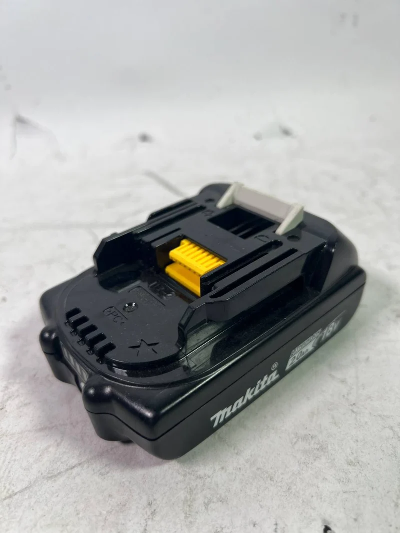 Makita BL 1820 18 V Li-Ion Batterie de 2 Ah - 2000mAh ( 632B42-4 )