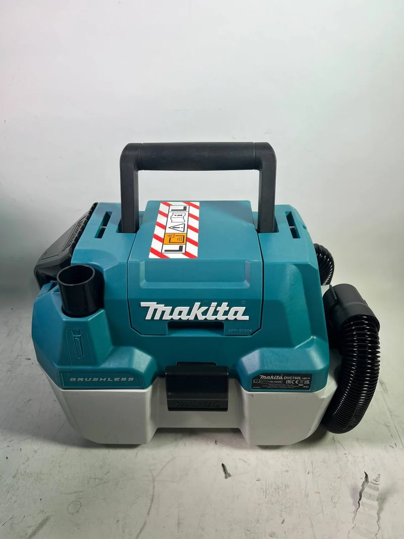 Makita DVC 750 LZX1 Aspirateur transportable humide/sec sans fil 18 V - sans accessoires, sans Batterie, sans Chargeur