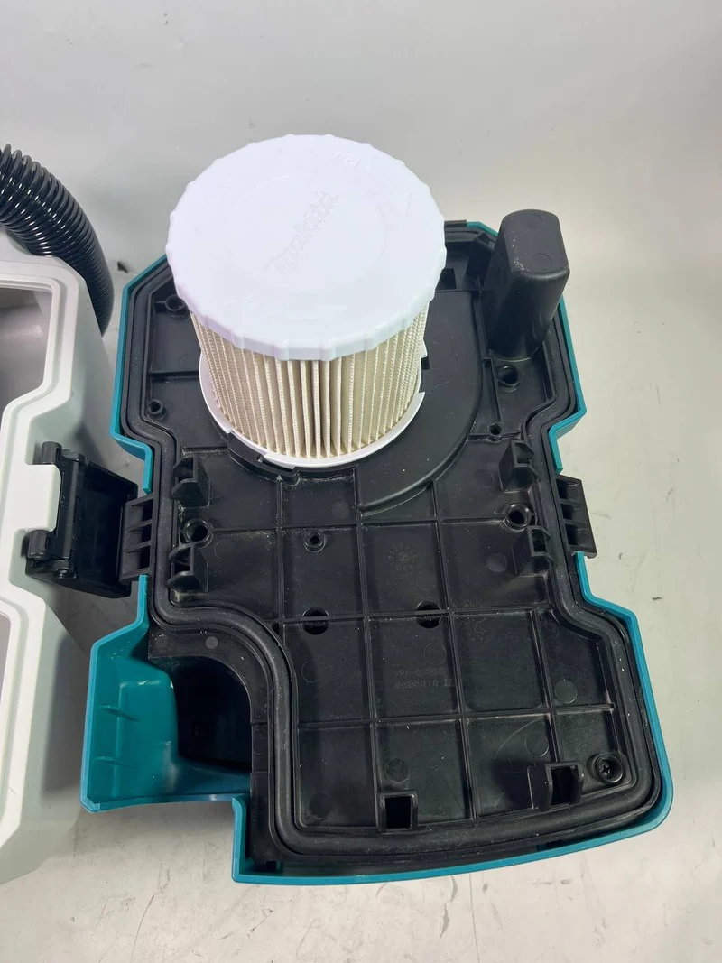 Makita DVC 750 LZX1 Aspirateur transportable humide/sec sans fil 18 V - sans accessoires, sans Batterie, sans Chargeur