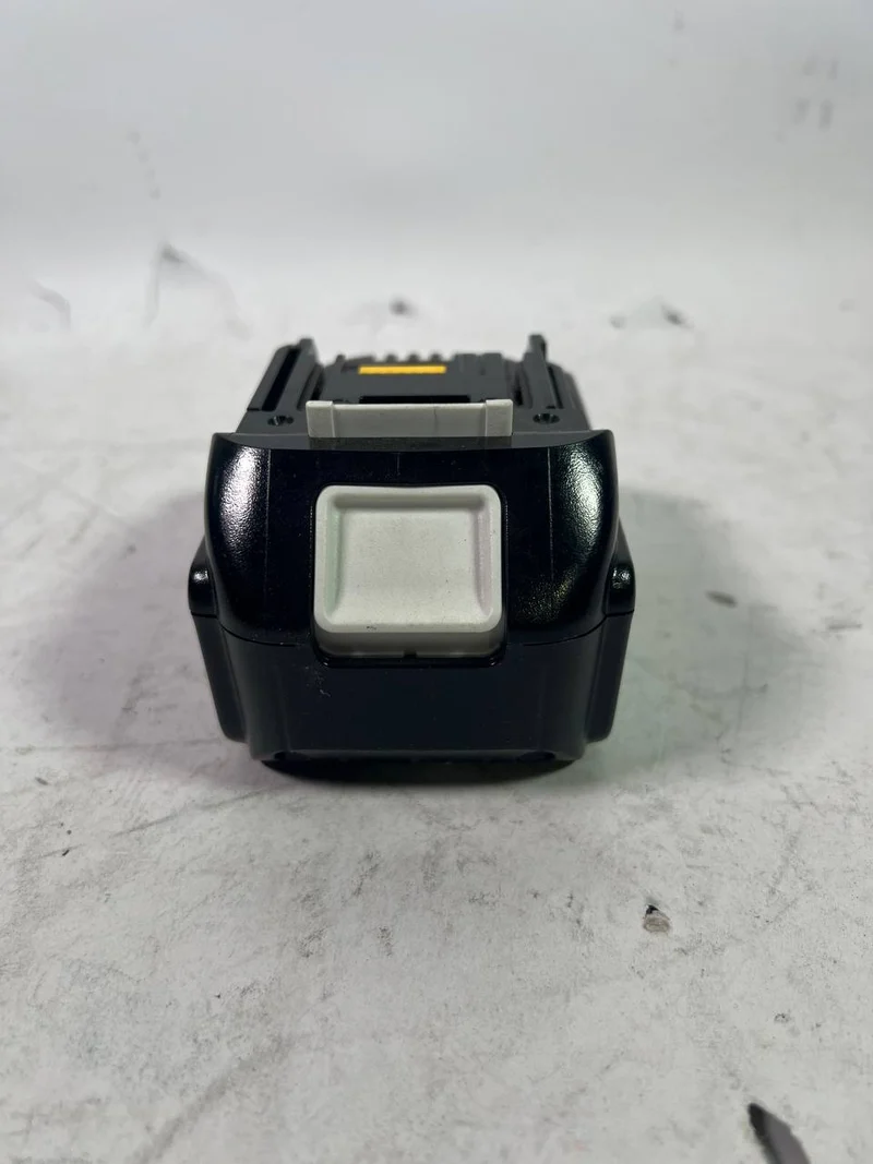 Makita BL 1830 B Batterie 18 V 3,0 Ah / 3000 mAh Li-Ion avec indicateur LED ( 197599-5 )