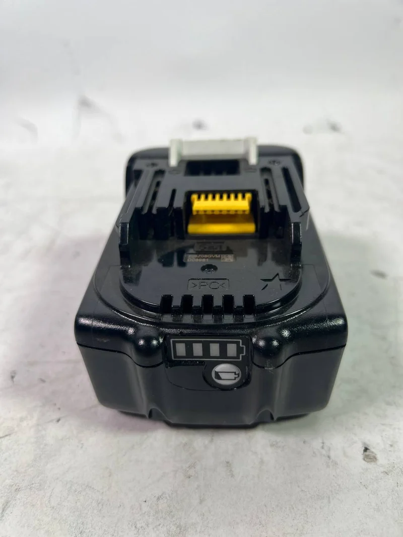 Makita BL 1830 B Batterie 18 V 3,0 Ah / 3000 mAh Li-Ion avec indicateur LED ( 197599-5 )