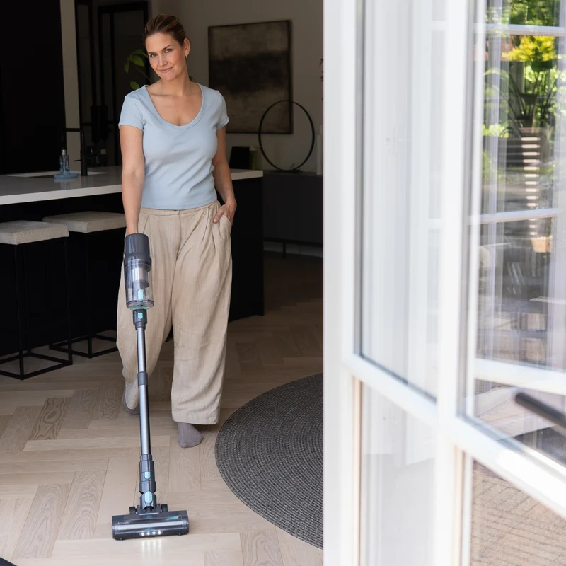 Achaté Stabstaubsauger V2