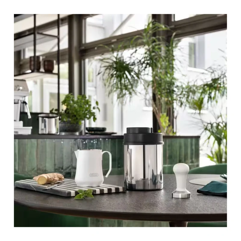 Vacuum Sealing Coffee Canister