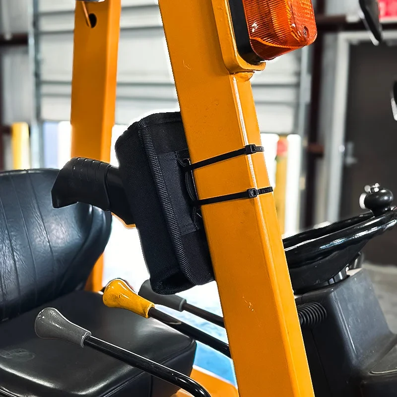 Support de scanner à poignée Datalogic pour chariot élévateur, adapté aux flux de travail Scan-and-Drive | Agoz