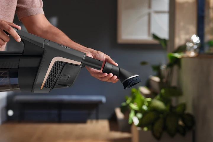 Dusting brush
