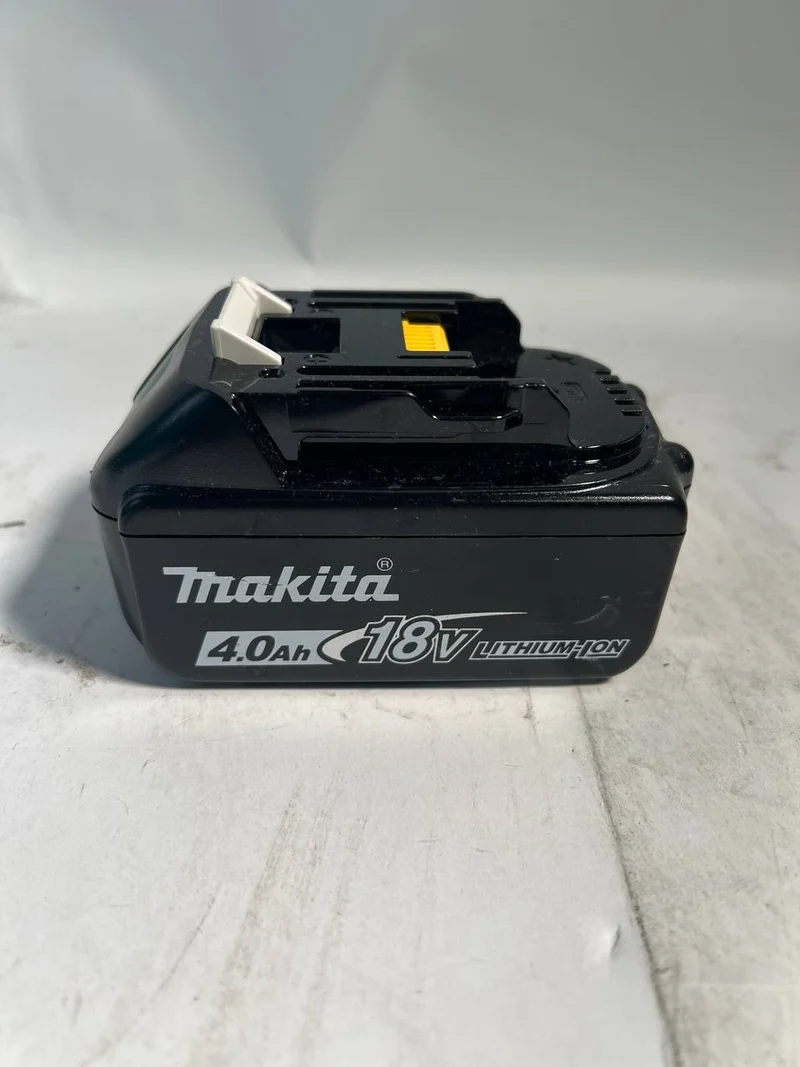 Makita BL 1840 B 18 V - 4 Ah / 4000 mAh ( 197265-4 ) Li-Ion Akku mit LED - Anzeige - Gebraucht