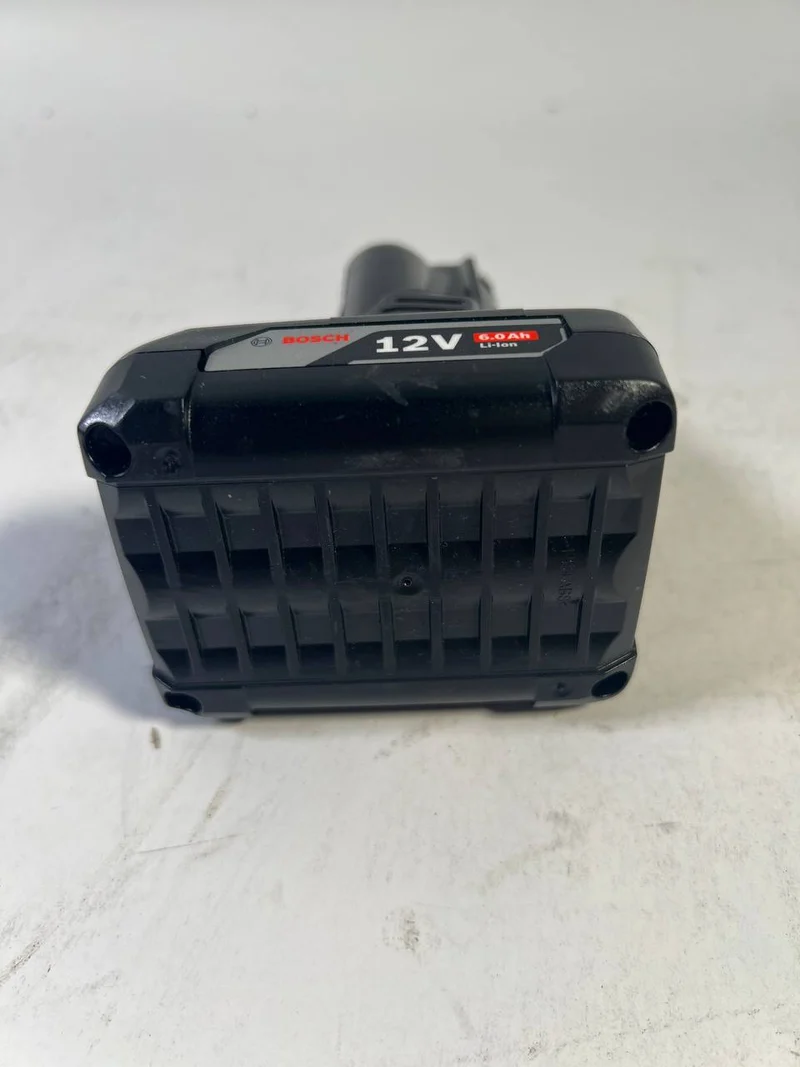 Bosch GBA 12 V 6,0 Ah / 6000 mAh Li-Ion Einschub Akku ( 1600A00X7H ) - Leicht Gebraucht