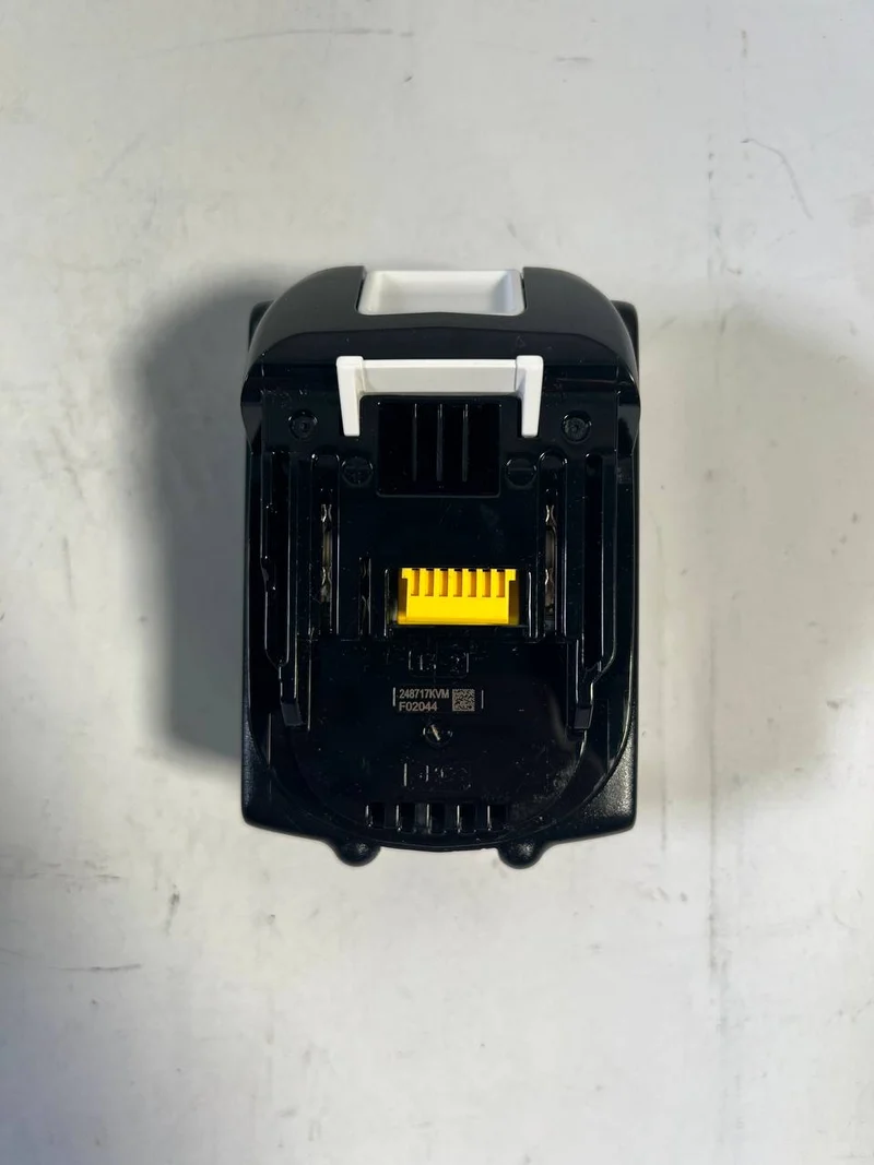 Makita BL 1850 B Li-Ion Akku 18V 5,0 Ah ( 197280-8 / 632f15-1 ) mit LED Anzeige - Nachfolger von 196672-8 - Gebraucht