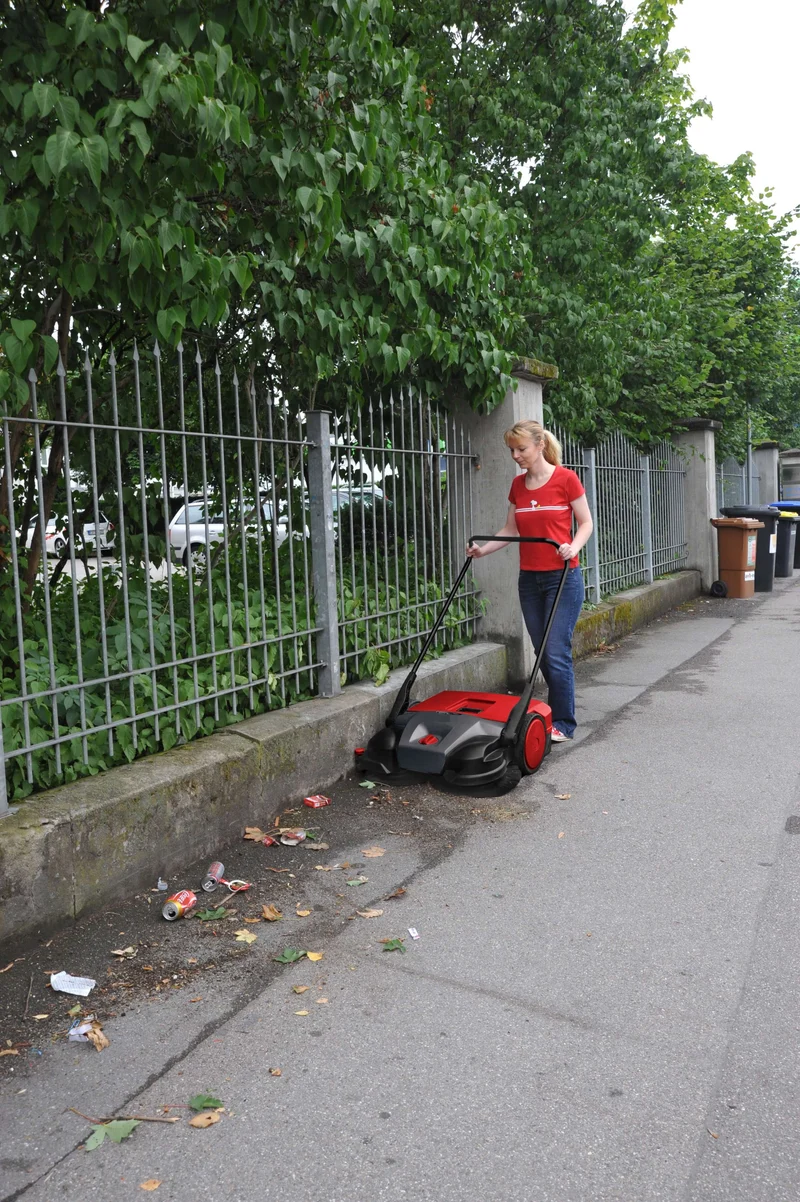 Bissell BG-497 Mechanical Broom