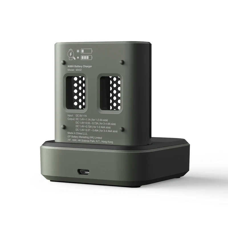 GP NiMH - Recyko - Fast Charger Dock USB AA | HR6 - Multipack - 4 Pièces + Chargeur + USB Câble - 1.2 V - 2600 mAh - Rechargeable Batterie