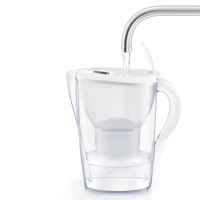 BRITA - Marella Cool - Carafe filtrante à eau - Blanc - 2,4 L - Filtre à eau inclus