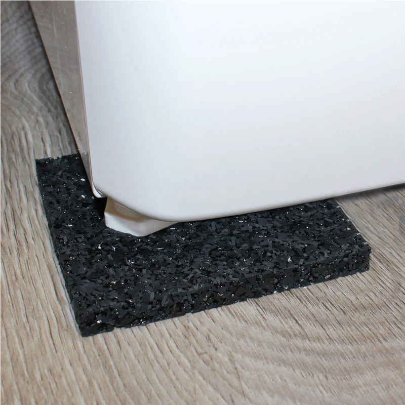 SCANPART - Patins antidérapants et anti-vibrations - Carrés - 10 x 10 cm - Noirs - Lot de 4