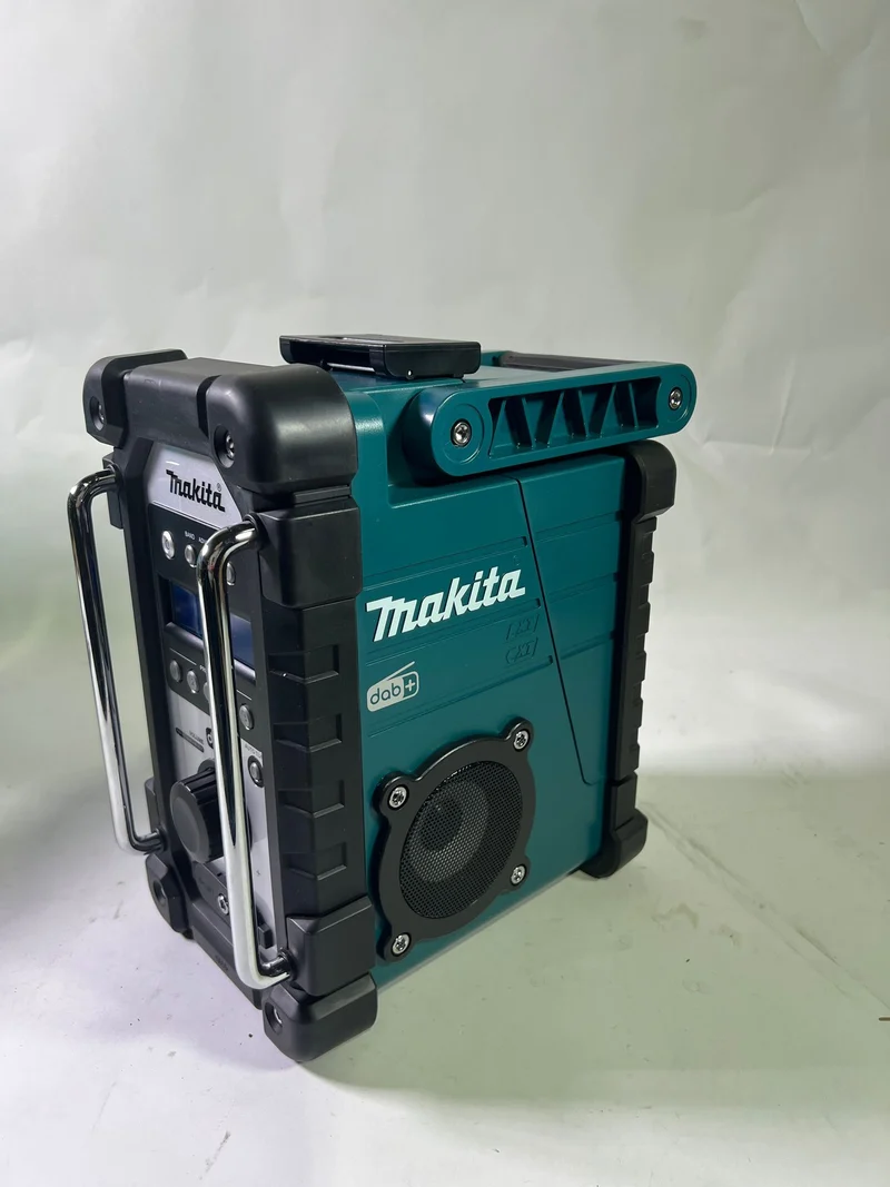 Makita DMR 110 N Akku Baustellenradio 12 V / 14,4 V / 18 V DAB / DAB+ FM IP64 Solo - ohne Akku, ohne Ladegerät - Neuwertig