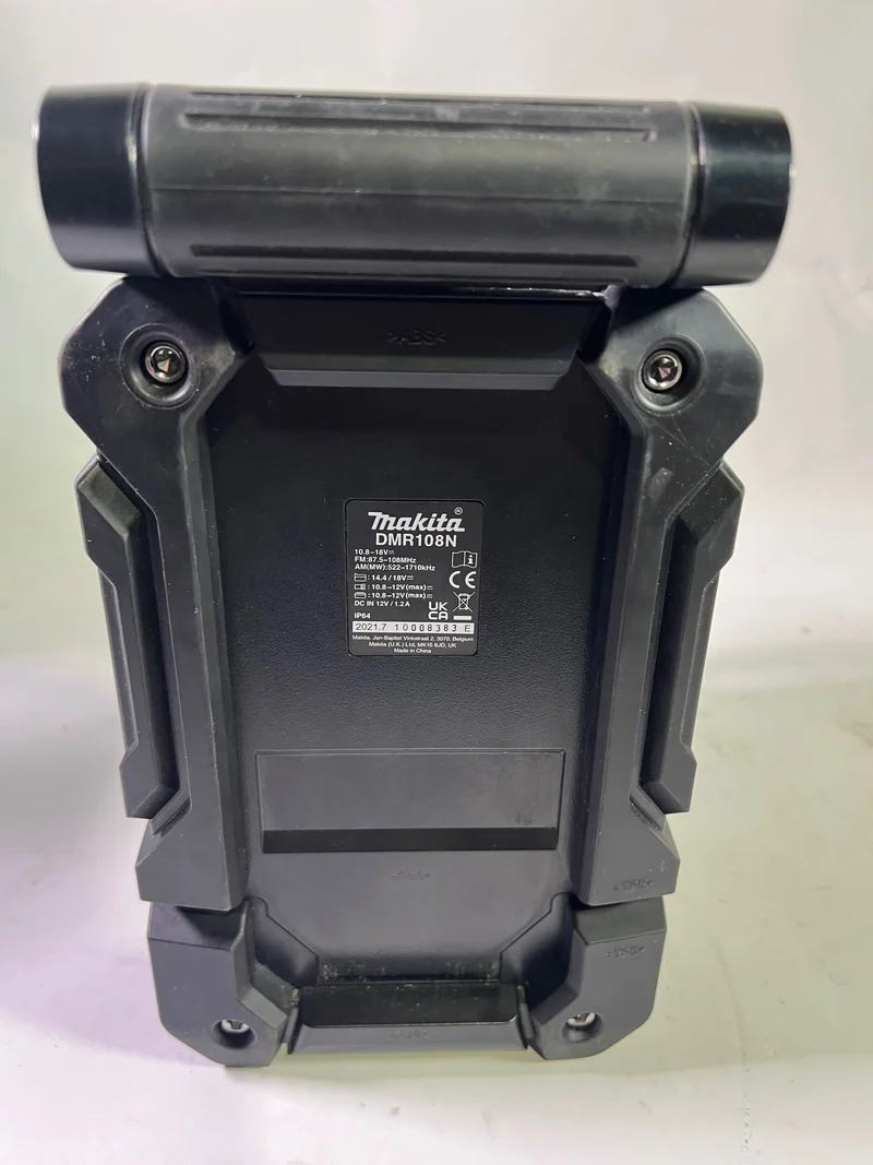 Makita DMR 108 NB Akku Radio 10,8 V - 18 V Bluetooth IP64 Solo - ohne Akku, ohne Ladegerät - Leicht Gebraucht