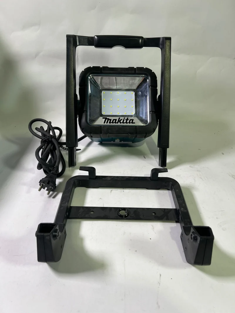 Makita DEADML / DML 805 LED Baustrahler 14,4 - 18 Volt / 230 Volt - Gebraucht