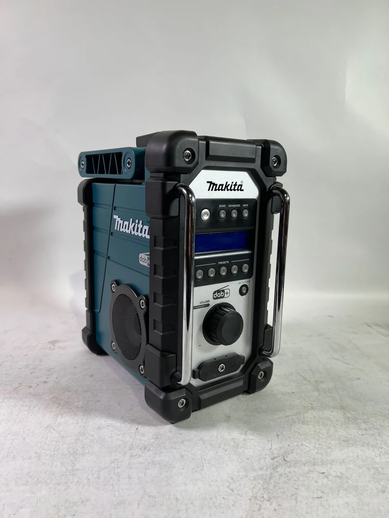 Makita DMR 110 N Akku Baustellenradio 12 V / 14,4 V / 18 V DAB / DAB+ FM IP64 Solo - ohne Akku, ohne Ladegerät - Reparaturgerät