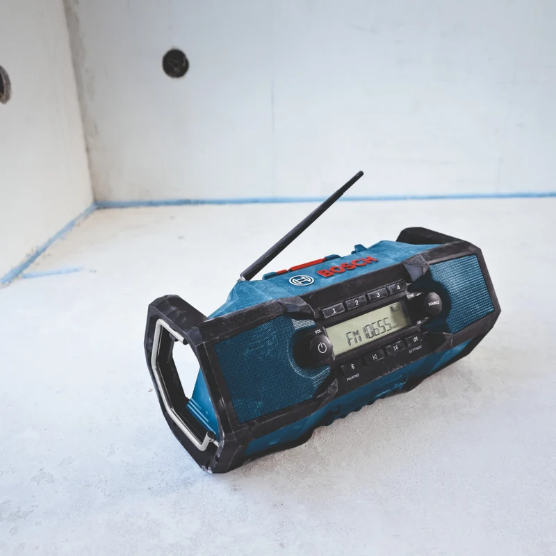 Bosch GPB 18V-3C Radio sans fil 18 V FM / Bluetooth / IP54 Solo ( 06014A3200 ) - sans batterie, sans chargeur