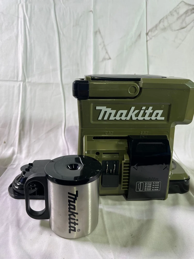 Makita DCM 501 ZO Akku Kaffeemaschine 12 V max. / 18 V Olive - Outdoor Adventure Edition Solo - ohne Akku, ohne Ladegerät - Reparaturgerät