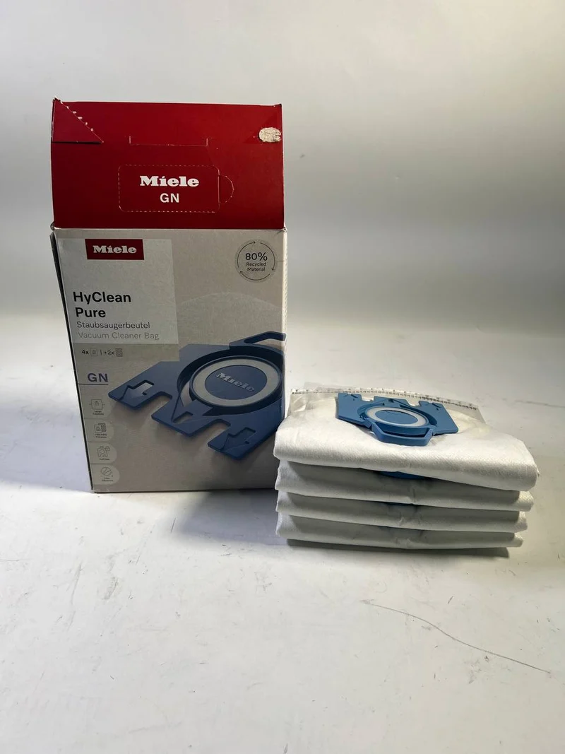 Miele HyClean Pure GN Staubsaugerbeutel 4 Stück mit Filter ( 12421130 ) für Complete C2 / C3 / Classic C1 / S8 / S5 / S2 - Unvollständig