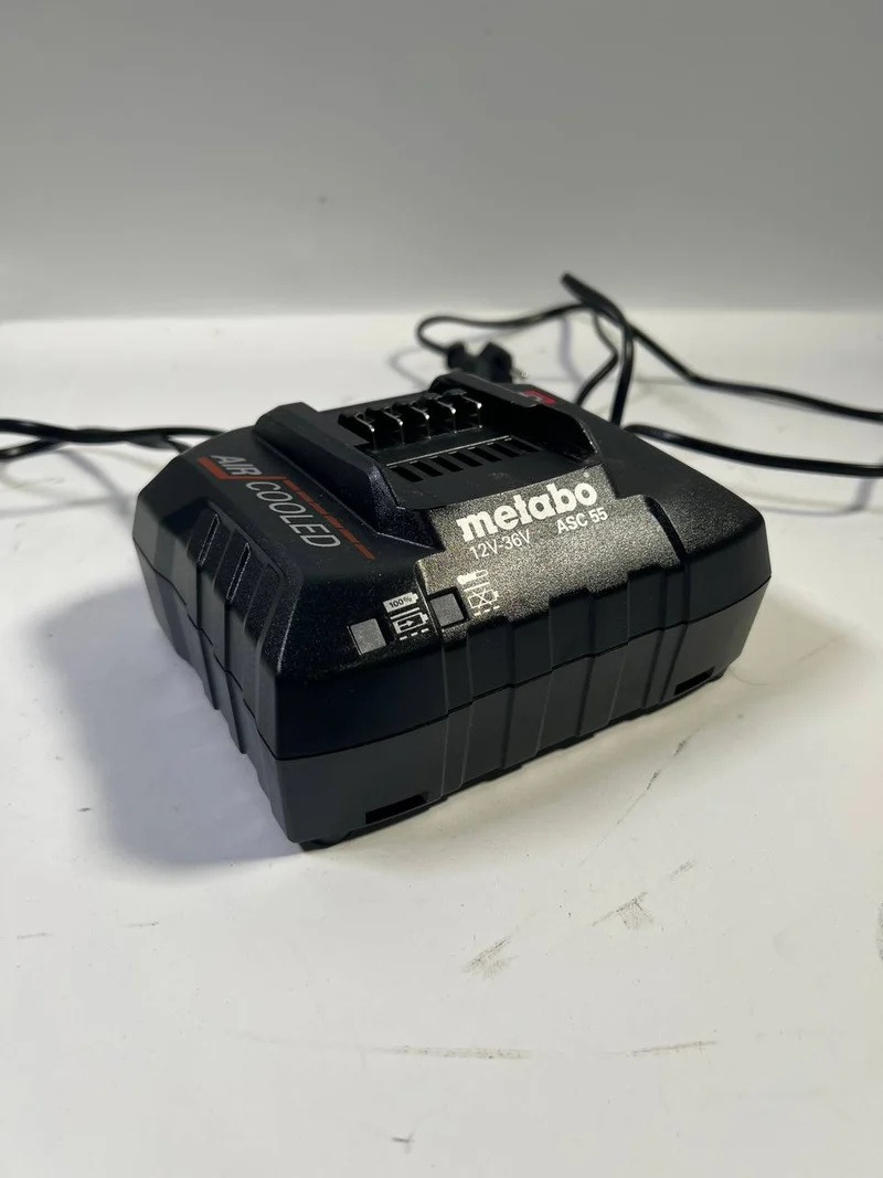 Metabo ASC 55 Chargeur AIR COOLED 12-36V ( 627044000 ) successeur de ASC 30-36