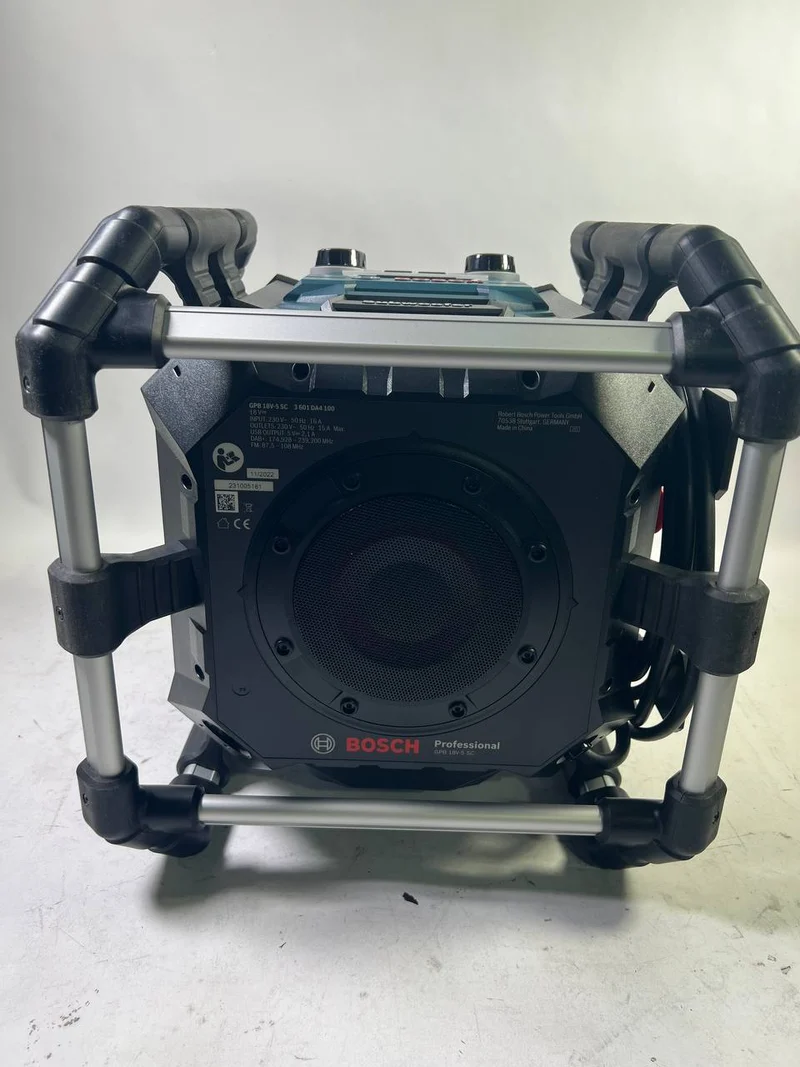 Bosch GPB 18V-5 SC Professional Radio sans fil 18V Bluetooth Solo (06014A4100) - sans batterie, sans chargeur