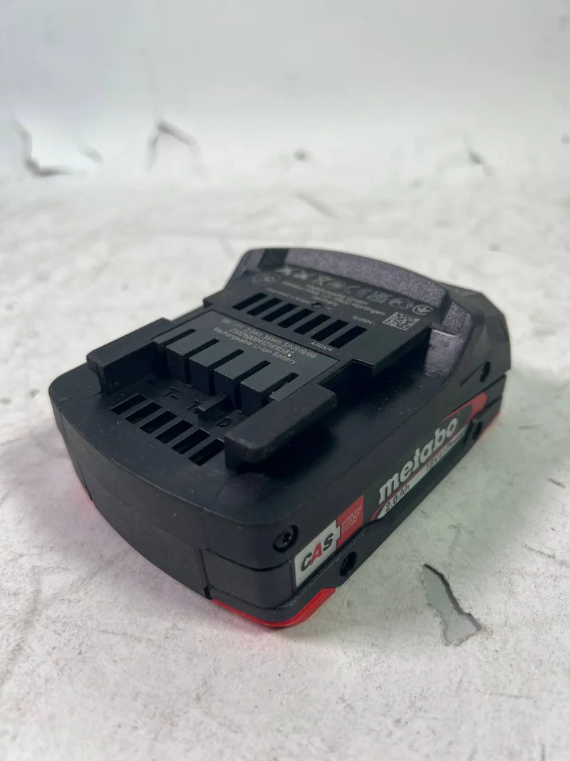 Metabo Li-Power Batteriepack 18 V 2,0 Ah CAS Li-Ion Batterie ( 625596000 ) avec indicateur de charge