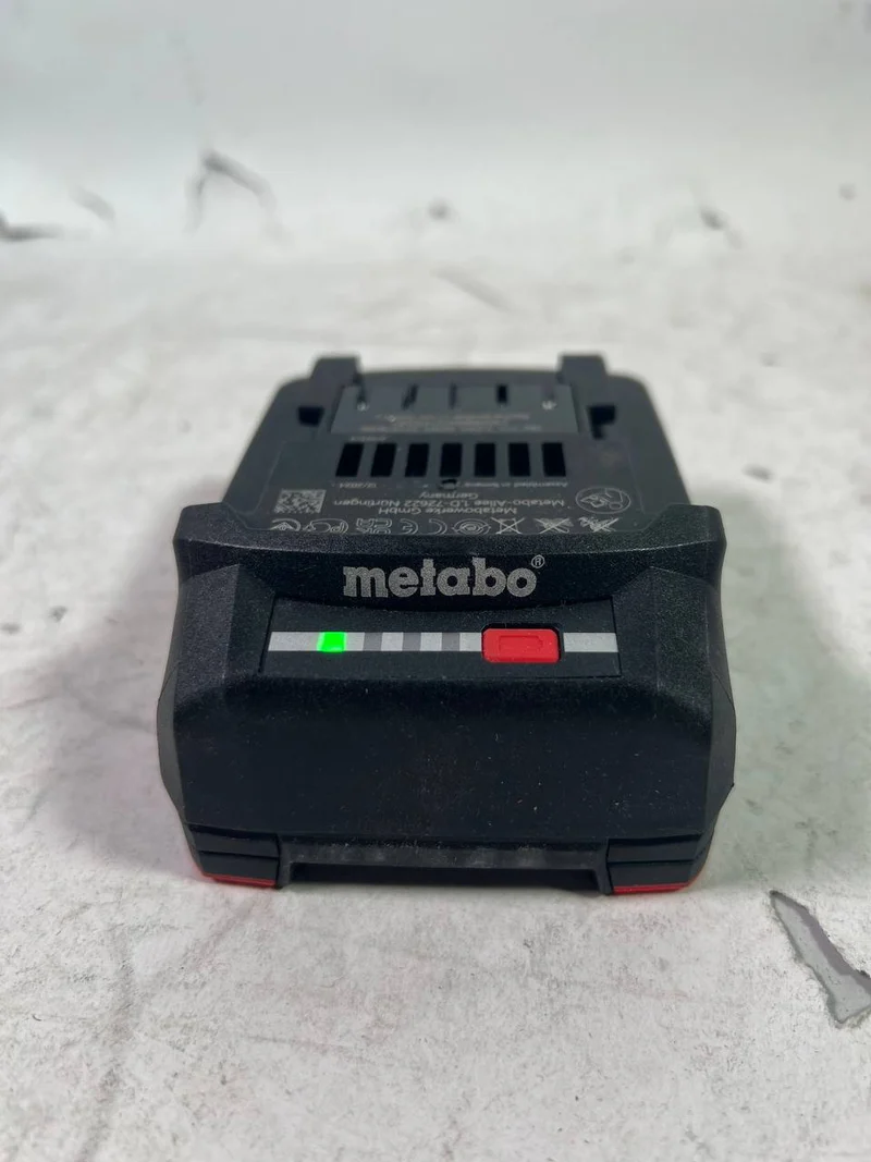 Metabo Li-Power Batteriepack 18 V 2,0 Ah CAS Li-Ion Batterie ( 625596000 ) avec indicateur de charge