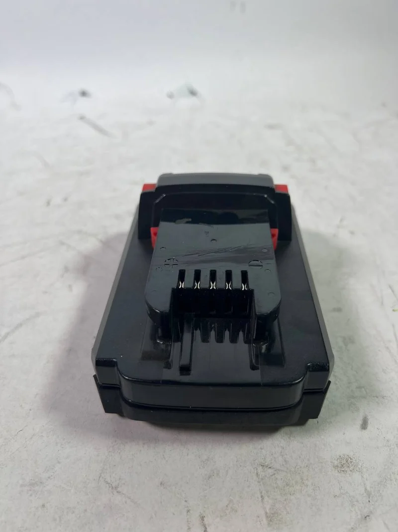 Milwaukee M18 HB3 High Output Batterie Li-Ion 18 V 3,0 Ah / 3000 mAh (4932471069) avec indicateur de niveau de charge