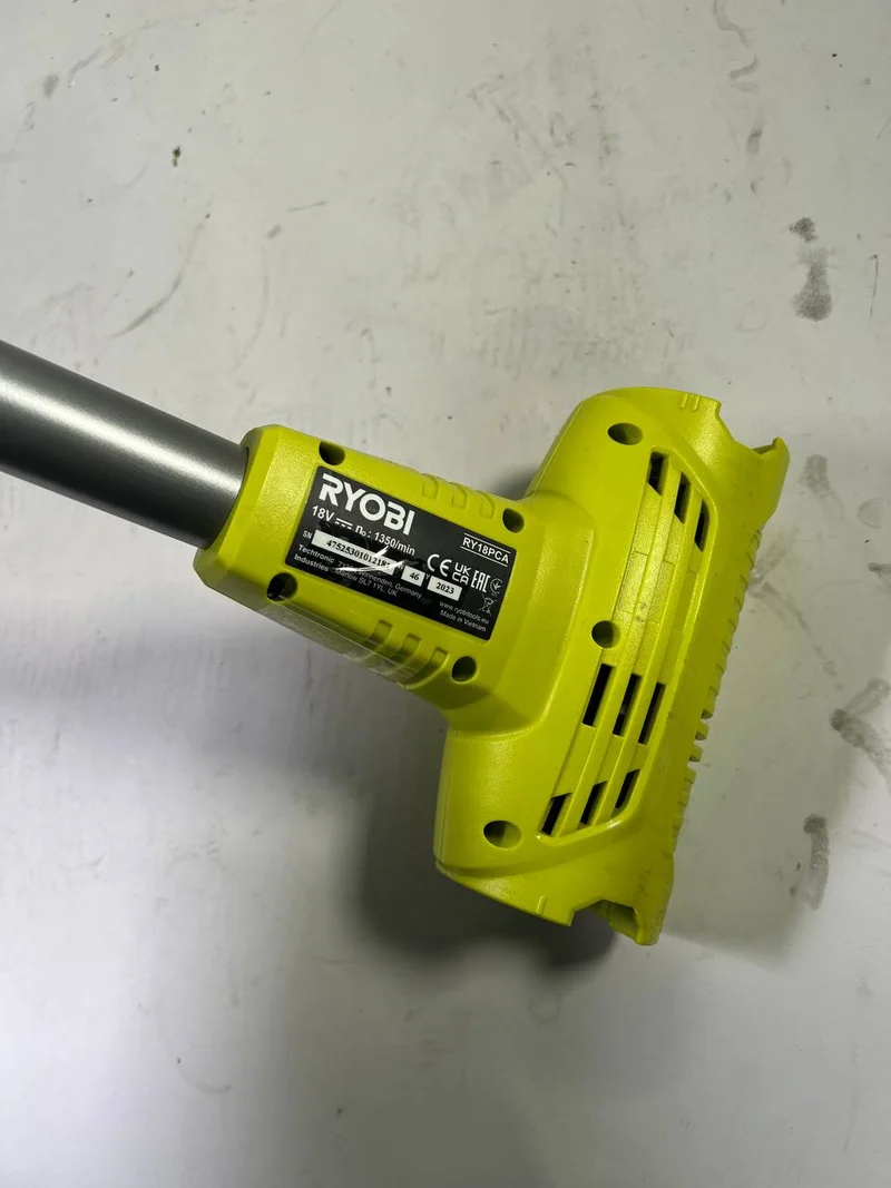 RYOBI RY18PCA-0 18 V ONE+ Nettoyeur de sol sans fil avec brosse métallique ( 5133004727 ) - sans batterie, sans chargeur