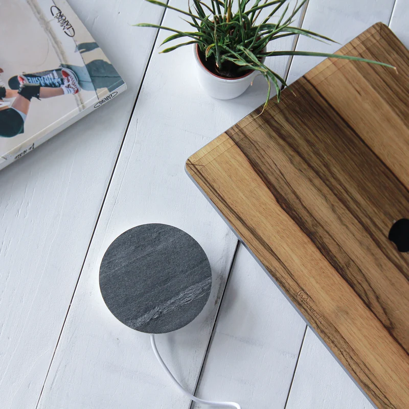 Chargeur à induction en pierre noire Black Bean