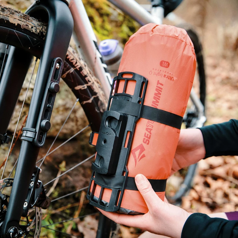 Porte bidon magnétique Fidlock Uni Connnector XL