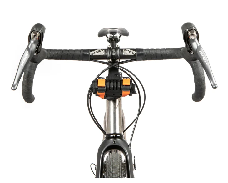 Support d'accessoires Restrap Bumber Bar