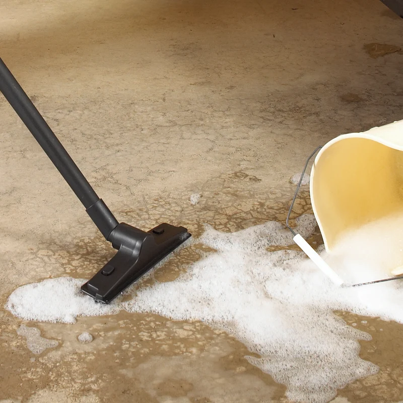 Shop-Vac® 12 inch X 1-1/4 inch diameter Deluxe Floor Nozzle with Brush and Squeegee Inserts
