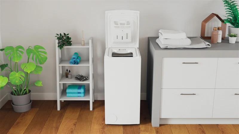 Lavatrice a Libera Installazione Caricamento dall'Alto Indesit Turn&GO BTW B7231P IT 7 kg 1200 Giri/min Bianco