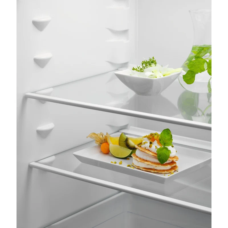 Frigorifero Con Congelatore Da Incasso Electrolux Serie 500 ColdSense ETS5LE14S 218L Classe E