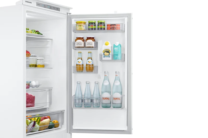 Frigorifero Combinato Da Incasso Samsung F1RST™ BRB26703CWW Total No Frost 264L Classe C