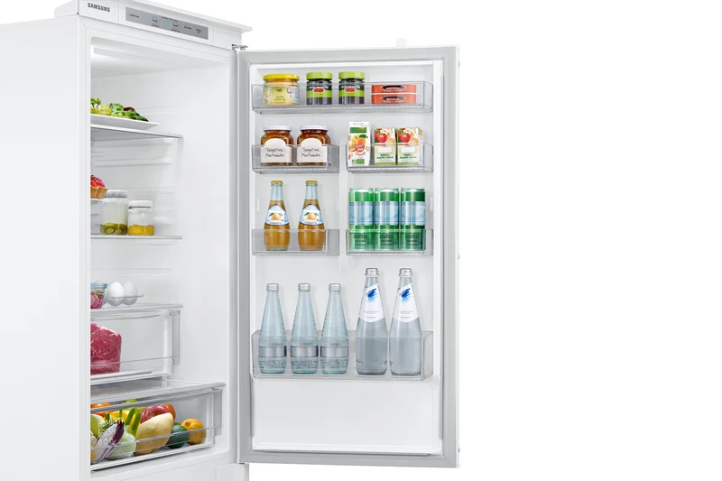 Frigorifero Combinato Da Incasso Samsung F1RST™ BRB26703CWW Total No Frost 264L Classe C