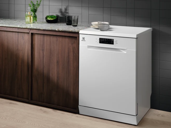 Lavastoviglie Libera Installazione Electrolux ESA47200SW 13 coperti Classe E